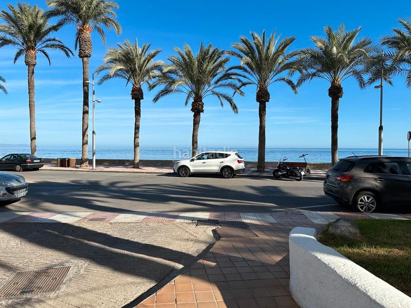 Foto bc8aa814-87e1-45db-98d2-0eba82530371. Casa adossada a paseo marítimo 51 a El Puerto Roquetas de Mar