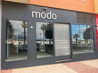 Local Comercial en Calle San Isidro Labrador