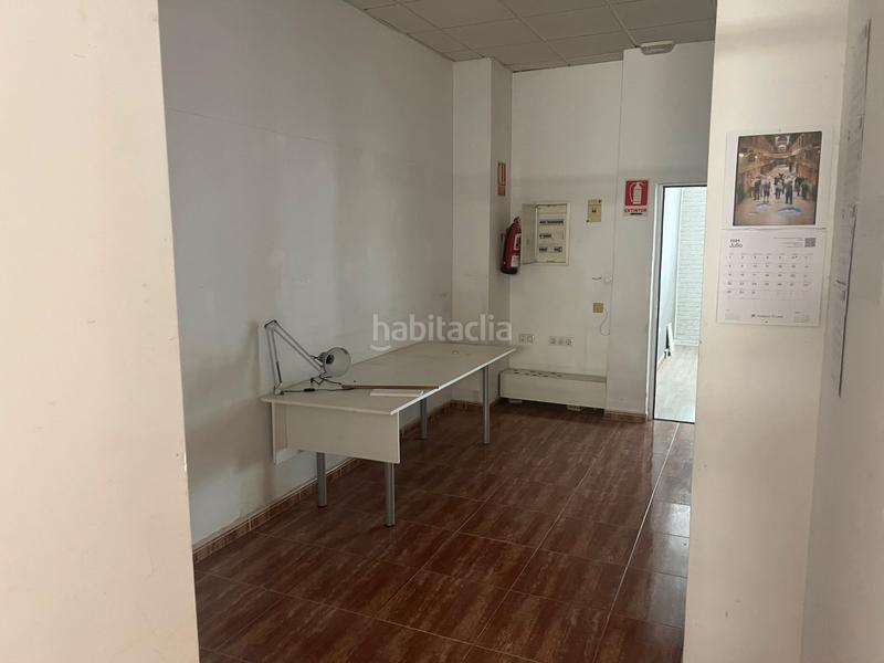 Foto dc102055-f3c5-42fe-a256-c73bf557d81d. Lloguer local comercial a El Parador de las Hortichuelas Roquetas de Mar