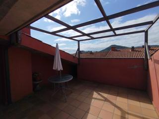 Dúplex a Santa Eulàlia de Riuprimer. Dúplex con terraza privada y vistas a la montaña en santa eulàli