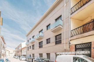 Duplex in Centelles. Dúplex luminoso con terraza solárium en centelles