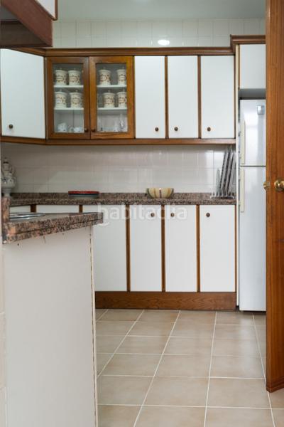 Foto e8ab96ad-8056-46a4-92d1-23f6509bd47a. Piso excelente piso en la calle melchor almagro en Granada