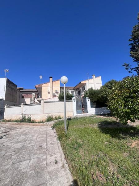 Foto 836d0723-19b5-41af-b8ce-8f4f530308b5. Casa amb piscina a Albolote