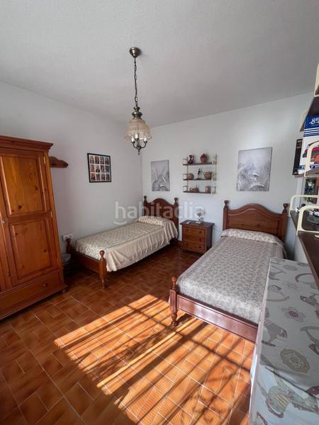 Foto ddfe80e4-5d46-4c5c-b941-1c0299343504. Casa amb piscina a Albolote