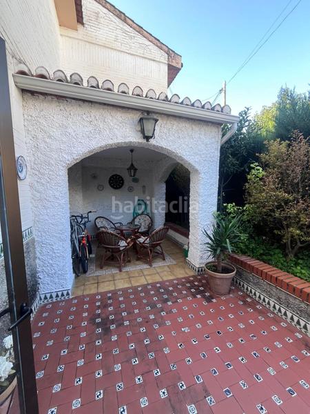 Foto e7446534-4b08-4ab5-ba57-a1624f90842f. Casa amb piscina a Albolote