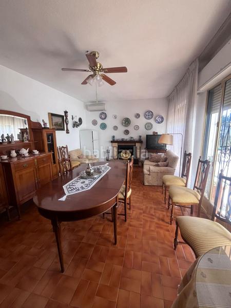 Foto f7dbc4c6-0bb9-4026-ac59-ddcf0b9dcc69. Casa amb piscina a Albolote