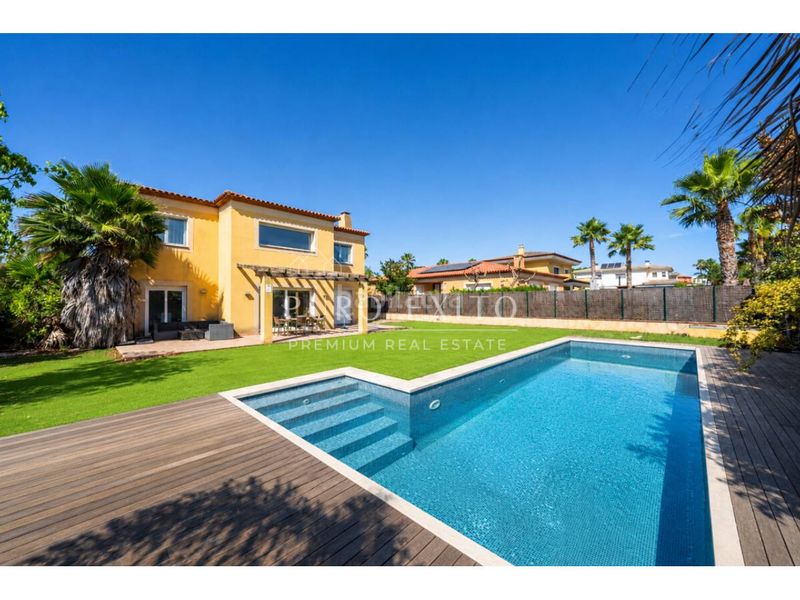 Foto f174b25f-60e4-49cb-94b4-3ff4304b4245. Casa amb calefacció aparcament piscina a Migjorn Reus