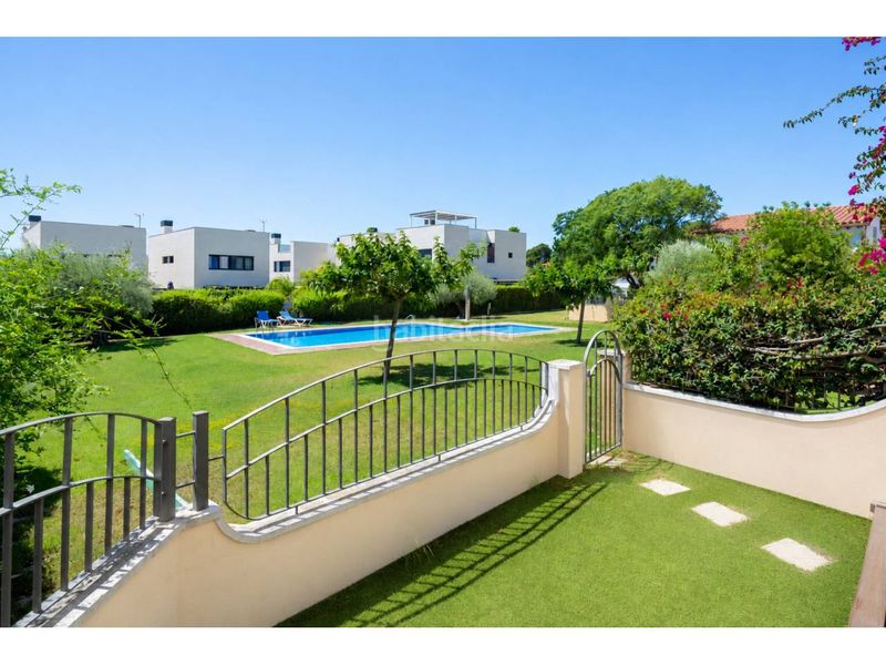 Foto 42f186e9-7e4d-4bc4-901d-708dba48c41b. Casa amb calefacció aparcament piscina a El Dorado Platja Cambrils