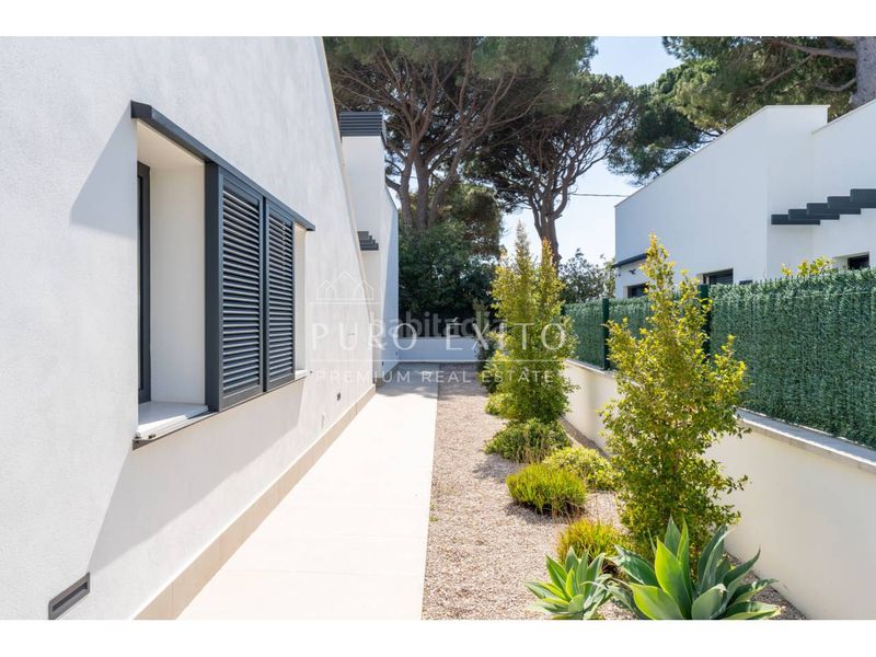 Foto 04706dd3-52c0-484d-a6db-949c3f3bd0a2. Casa amb aparcament piscina a Vilafortuny Platja Cambrils