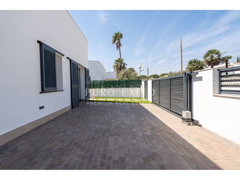 Foto c342d1b6-6412-4ff5-88b2-1e3c326cd1bb. Casa amb aparcament piscina a Vilafortuny Platja Cambrils