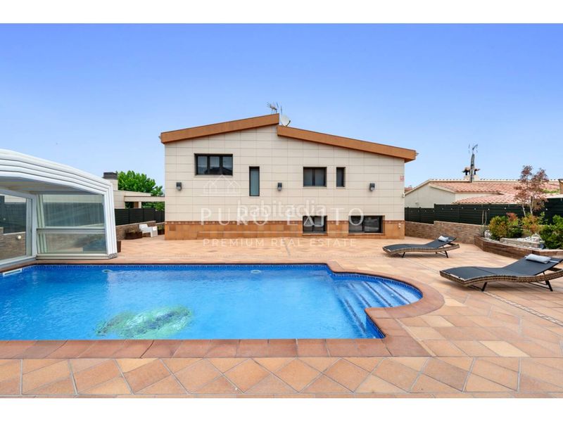 Foto 98f5c636-19a9-427c-bab5-bd0b10726cc1. Casa amb calefacció aparcament piscina a Santa Oliva