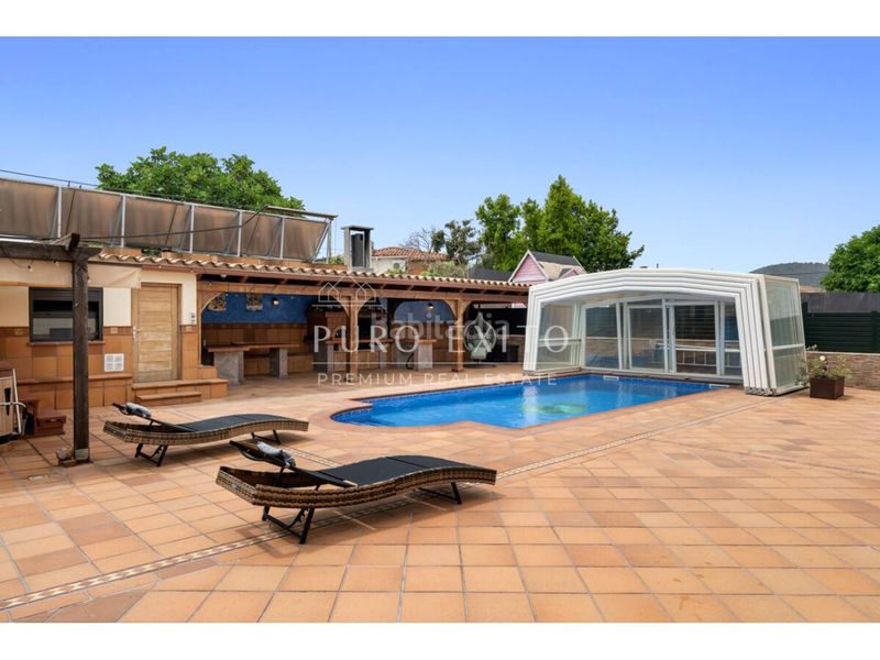Foto c6a4ffd6-bfb6-404e-bc96-72bb95b6c66c. Casa amb calefacció aparcament piscina a Santa Oliva