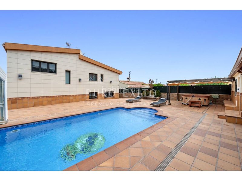 Foto ec77e05f-965a-48a2-8d5a-f4eab996daf4. Casa amb calefacció aparcament piscina a Santa Oliva