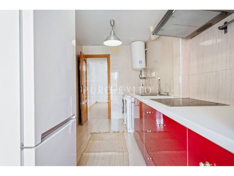 Foto 4af79ec6-99b3-4969-9a6d-a6a2e59fac44. Casa amb aparcament piscina a Centre Miami Platja