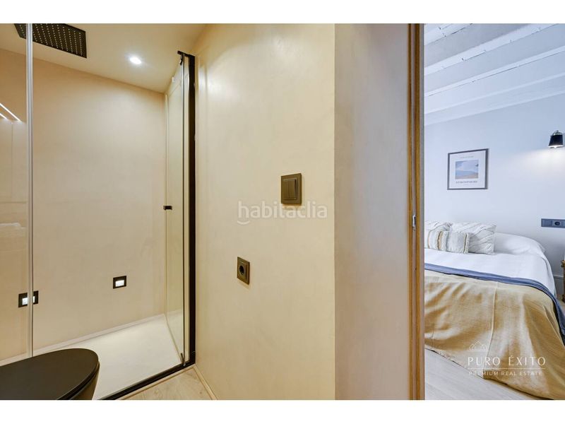 Foto b2fbbdb1-58ce-4e06-b3dd-29e7cc7f2500. Duplex in El Camp d´en Grassot i Gràcia Nova Barcelona