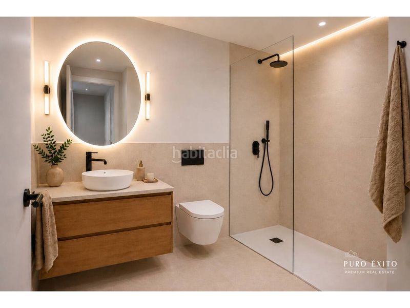 Foto 9084bf8d-65ae-4528-ace9-55def26cd71e. Apartament amb aparcament piscina a pla de maset - cap de Salou Salou