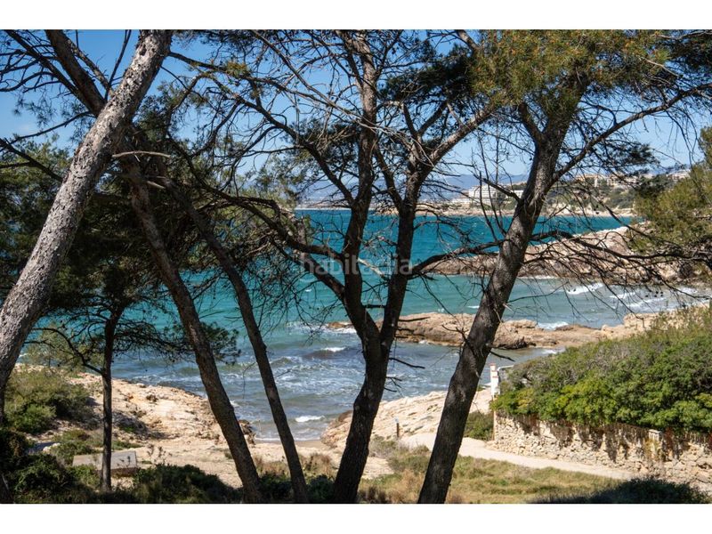 Foto 5b4a45c5-3511-4854-aa0f-6f880c151e2b. Pis a calle cala de la font mirador 20 a Mar i Camp - Platja dels Capellans Salou