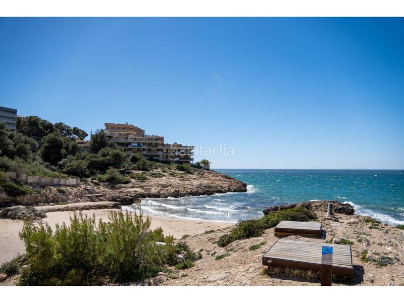 Foto b372fcec-f661-46a2-9042-b8c31a3b82fd. Pis a calle cala de la font mirador 20 a Mar i Camp - Platja dels Capellans Salou