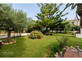Casa  Calle modernisme. Una casa para vivir el verano todo el año