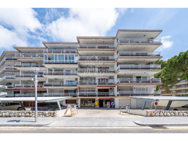Foto 1f7536cb-4ad8-496f-a802-b36dd5b0e561. Piso en bruselas 65 piso con vistas al mar en Mar i Camp - Platja dels Capellans Salou