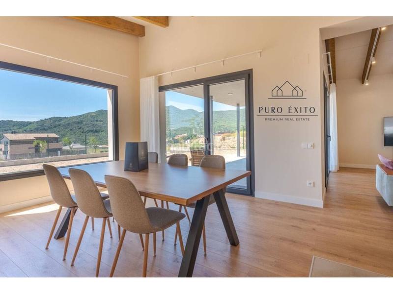 Foto 67d3ee3d-e42f-41ce-a9f2-d6189fe5f259. Chalet  de diseño con jardín y eficiencia total en Alforja