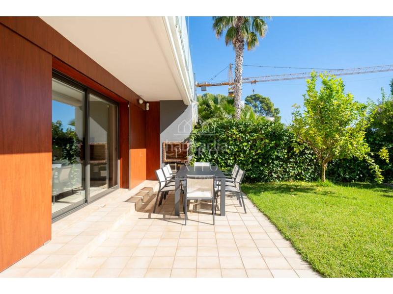 Foto ad7a3393-2769-464d-b272-64eb76bc0079. Chalet with parking pool in El Dorado Platja Cambrils