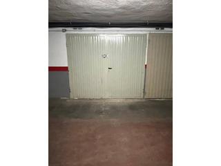 Parking coche  Madrid. Parking en edificio las mimosas   salou