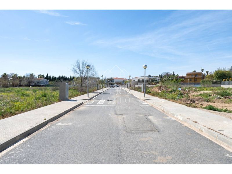 Foto 116c75b0-e88d-470d-945f-eb51f7067f03. Finca rústica a calle llevant . a Riudoms