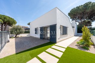 Casa  Carrer emilio jiménez