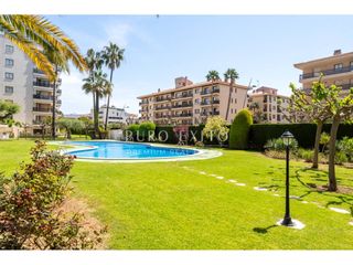 Flat  Calle josep m. folch i torres 1. Centro de cambrils  donde todo pasa, pero tú eliges cómo vivirlo