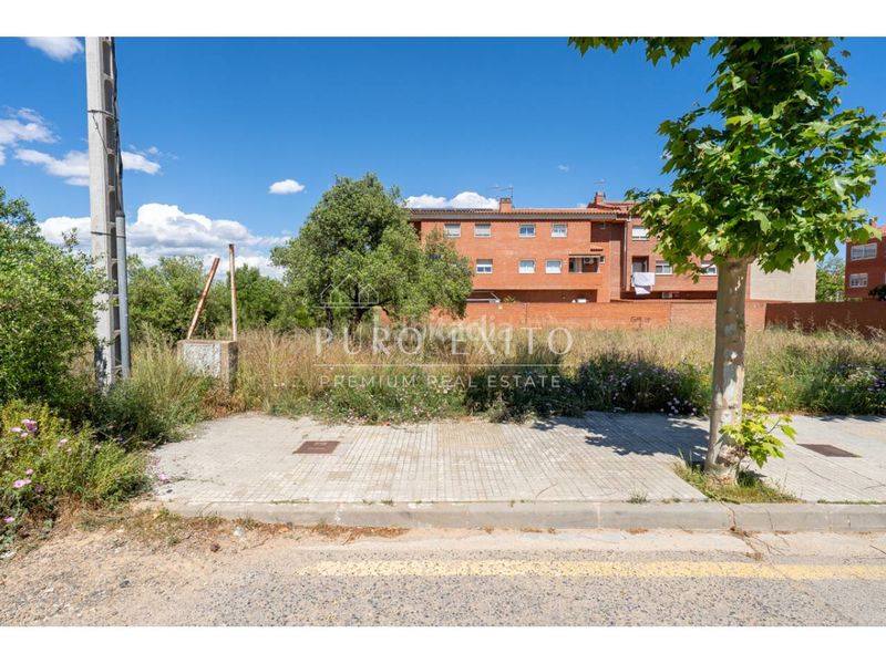 Foto 3ecef34a-a805-4573-b79d-d4f61e7ed4a2. Finca rústica a calle mineta 10 a casc antic - nou Cambrils Cambrils