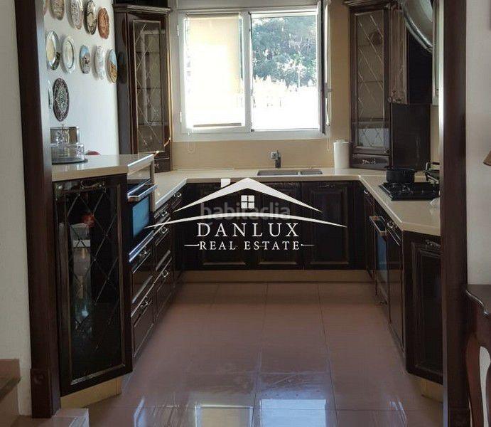 Foto 0746aedb-0660-4360-8ee5-b5f3aa658372. Xalet amb aparcament a Canyelles Lloret de Mar