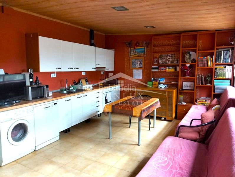 Foto 59a2fa67-2ae5-4cf8-b3a3-5dc2dcd675c4. Casa a Aiguaviva Parc Vidreres