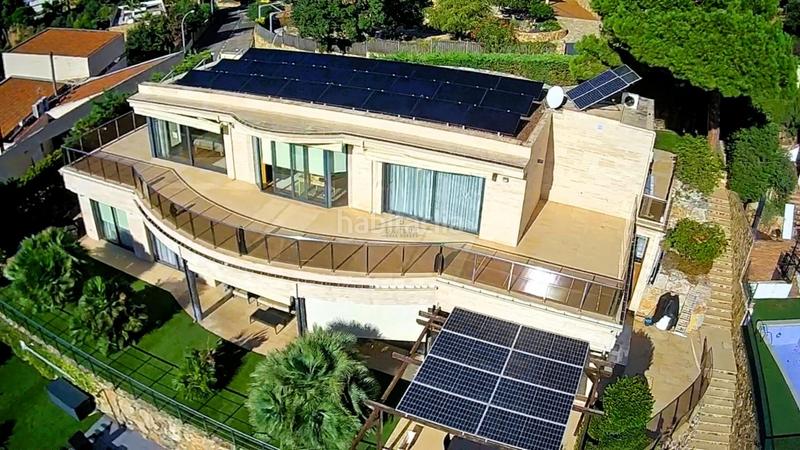 Foto 8b977f15-ac2c-4349-98b8-e258a0ecccd7. Xalet amb aparcament a Santa Maria de Llorell Tossa de Mar