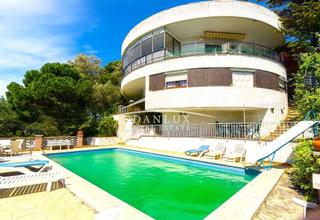 Haus in Roca Grossa. Casa en venta en roca grossa, 4 dormitorios.