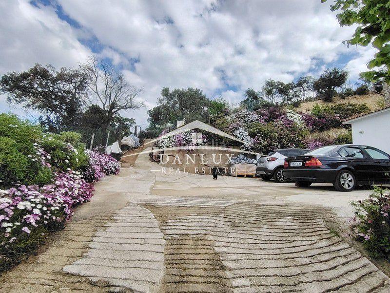 Foto 0c3ebba0-0d85-41c7-98e7-fd384046d603. Xalet amb aparcament a Aiguaviva Parc Vidreres