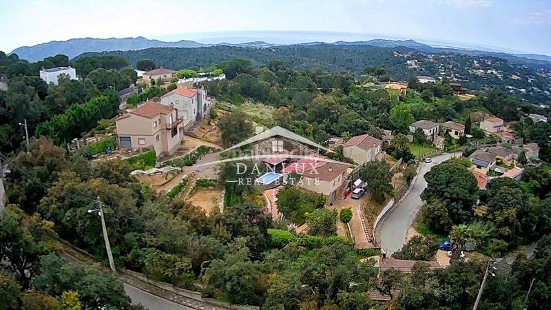 Foto 85da1533-f1f2-4e61-a1fc-2a0ba7e4fa64. Xalet amb aparcament a Aiguaviva Parc Vidreres