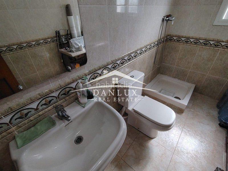 Foto b7a98ed3-c391-49e3-ad6a-6bf1a45c66ed. Xalet amb aparcament a Aiguaviva Parc Vidreres