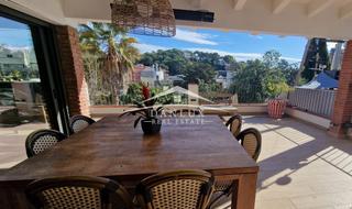 Chalet en Centre. Chalet en venta en lloret de mar, 4 dormitorios.