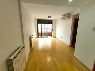 Apartament a Centre. Apartamento en venta en semicentro, 2 dormitorios.