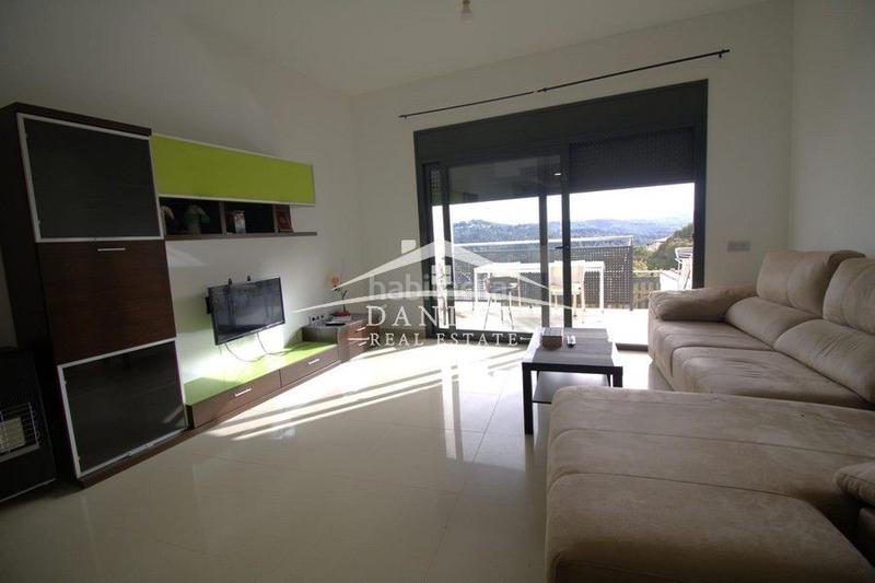 Foto f2c3692c-75c8-4933-b5bd-b4fcce76f453. Casa  en venta en aiguaviva park, 3 dormitorios. en Vidreres