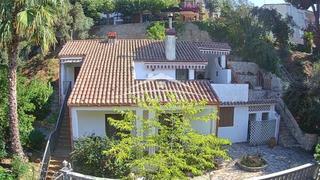 Chalet à Santa Maria de Llorell. Chalet en venta en tossa de mar, 3 dormitorios.