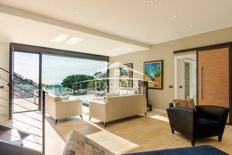 Foto 5b7cf852-153a-49f9-b3f6-8a31ed75451a. Chalet con parcheggio piscina in Santa Maria de Llorell Tossa de Mar