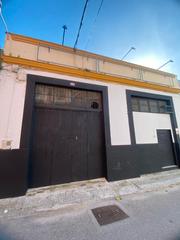 Miete Geschäftsraum in Calle padre torres silva 5. Alquiler local junto a estación de trenes