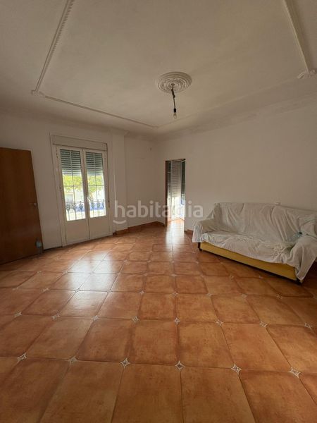 Foto e589e73d-e88f-4ed0-87af-4abc3cb6a405. Casa a schiera in avenida de arcos 25 in Villamartín