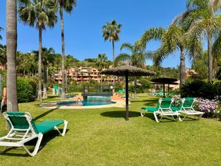 Duplex en Ojn. Impresionante duplex en urb la mairena el soto de marbella