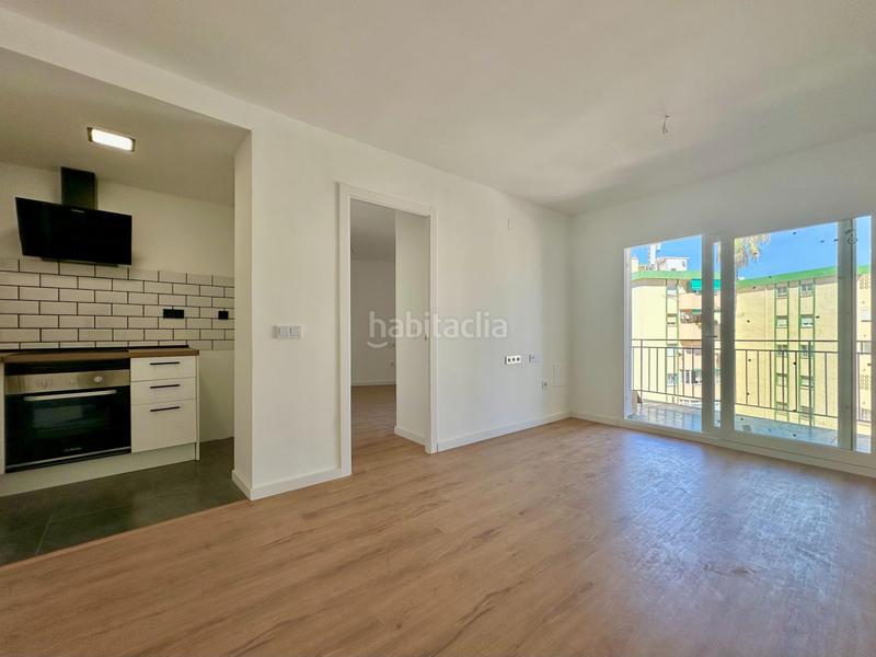 Foto 387d4894-fb84-4f12-9ec4-acb0b980e00f. Apartamento oportunidad ! apartamento reformado a estrenar en Torremolinos