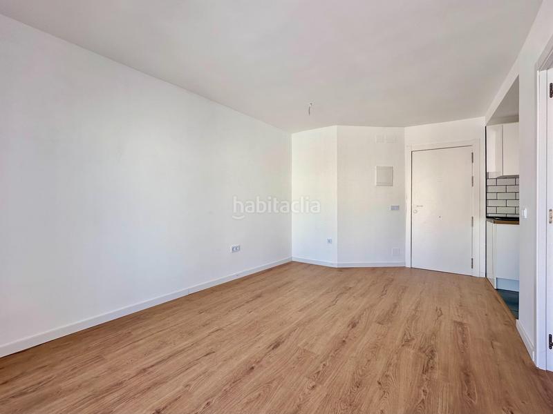 Foto 736d04e3-801c-4490-9a81-4d495e925883. Apartamento oportunidad ! apartamento reformado a estrenar en Torremolinos