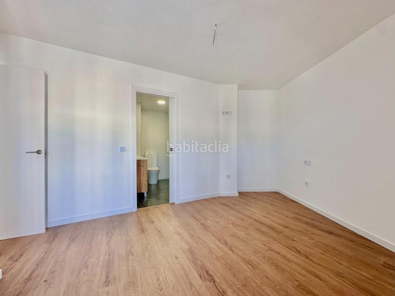 Foto f08b9449-aac0-424b-9d98-74e41037f47b. Apartamento oportunidad ! apartamento reformado a estrenar en Torremolinos