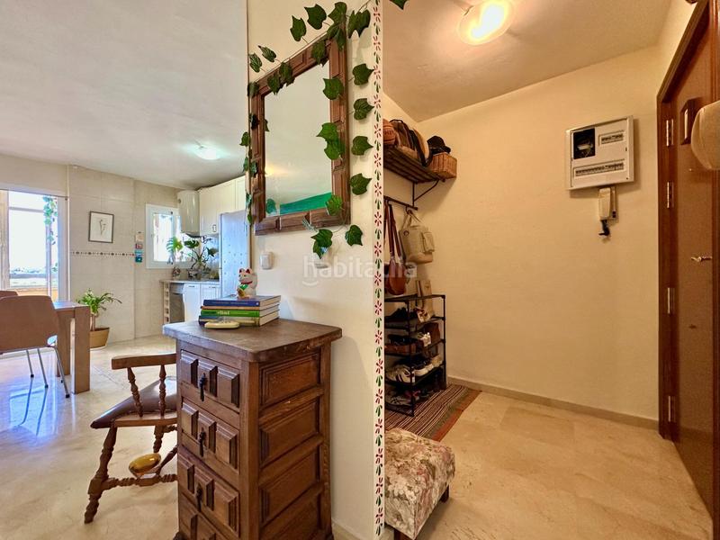 Foto 376c6534-8a8c-477d-adf8-d3cc3f18c8be. Apartament amb aparcament piscina a Centro ciudad Fuengirola